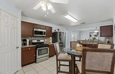 7118 Rising Brook Drive Cypress TX 77433