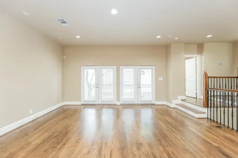 5209 Schuler Street C Houston TX 77007