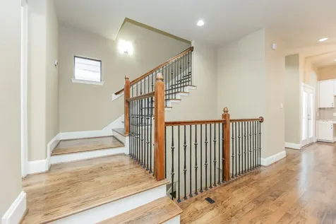 5209 Schuler Street C Houston TX 77007