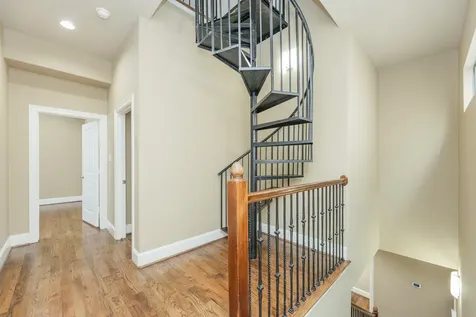 5209 Schuler Street C Houston TX 77007