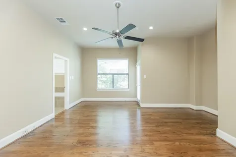 5209 Schuler Street C Houston TX 77007
