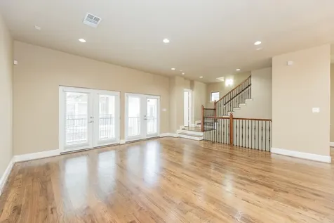 5209 Schuler Street C Houston TX 77007