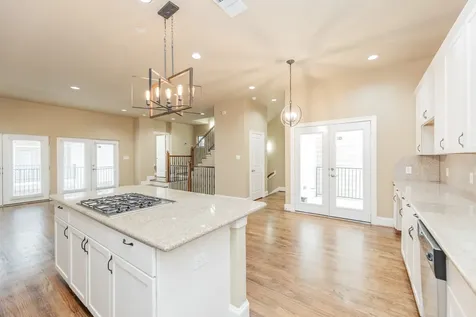 5209 Schuler Street C Houston TX 77007