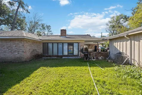 17626 Wild Oak Drive Houston TX 77090
