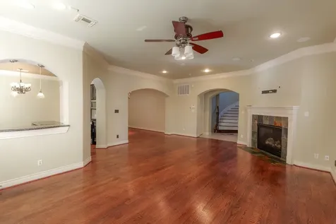 1314 Sherwood Springs Lane Houston TX 77043