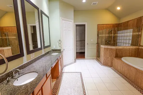 1314 Sherwood Springs Lane Houston TX 77043