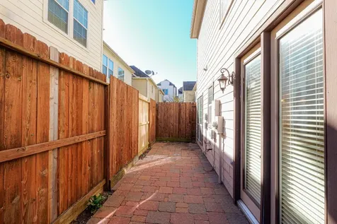 1314 Sherwood Springs Lane Houston TX 77043