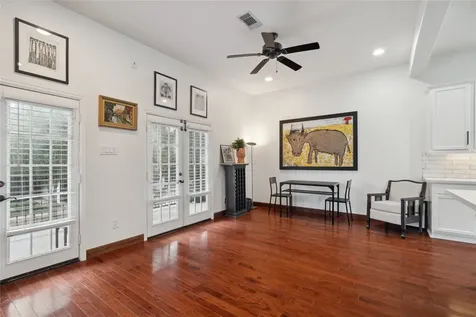 415 W 8th Street Houston TX 77007