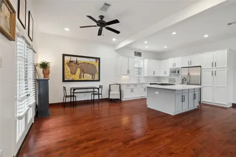 415 W 8th Street Houston TX 77007