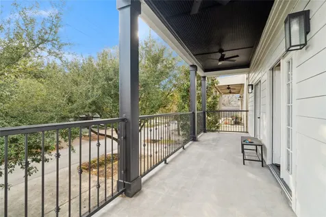 415 W 8th Street Houston TX 77007