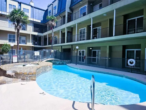 921 Marine Drive 227 Galveston TX 77550
