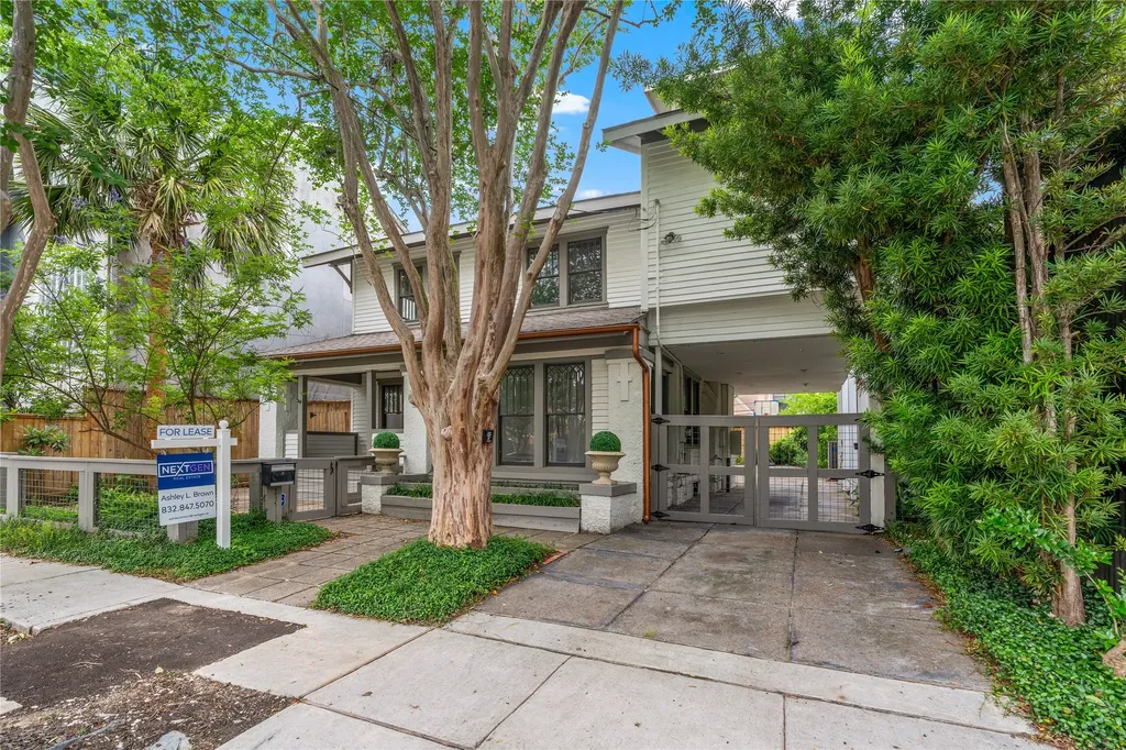 1210 Hawthorne Street Houston TX 77006
