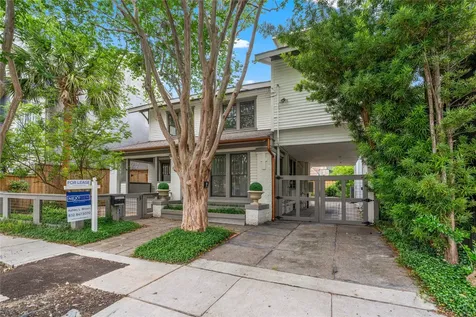 1210 Hawthorne Street Houston TX 77006