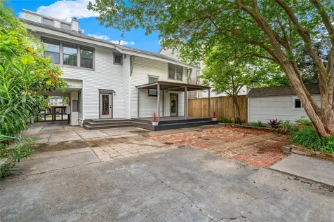 1210 Hawthorne Street Houston TX 77006