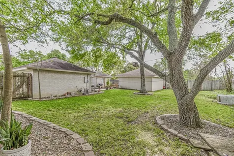 604 Fairway Drive Richmond TX 77469