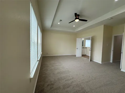 2015 Harlem Street Houston TX 77020