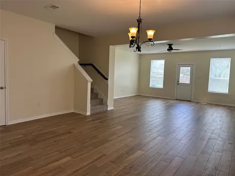 2015 Harlem Street Houston TX 77020