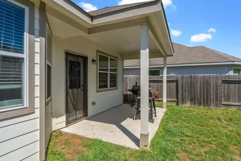 2221 Raider Drive Conroe TX 77301