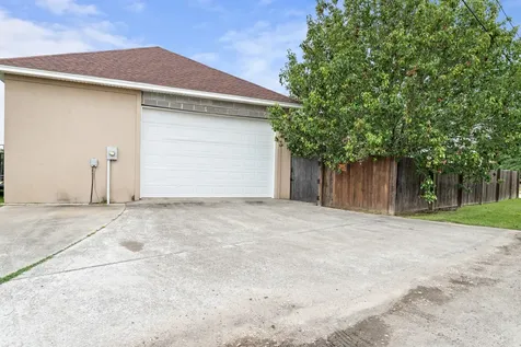 216 Berwick Bridge City TX 77611
