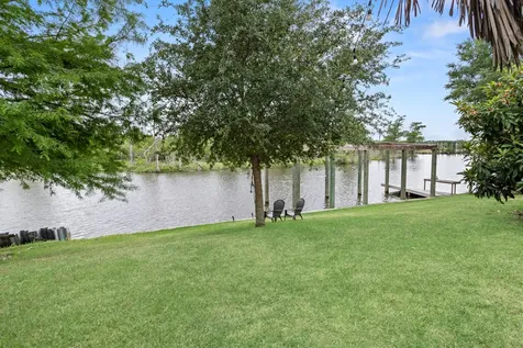 216 Berwick Bridge City TX 77611