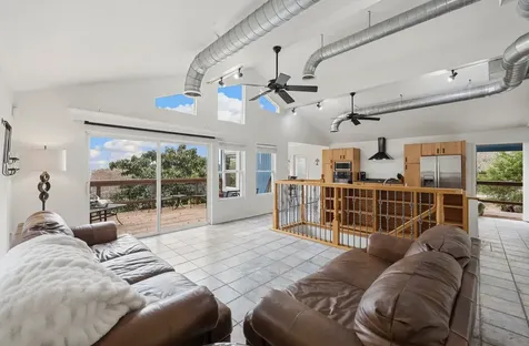 315 N Scenic Loop Canyon Lake TX 78133