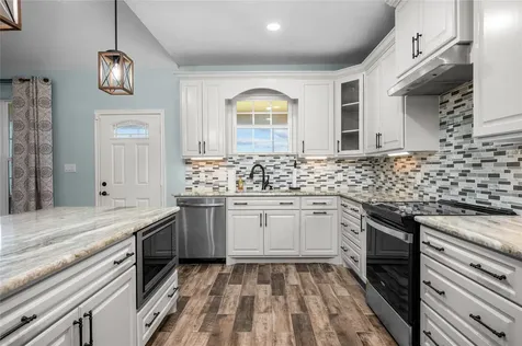 600 Olde Oaks Circle Madisonville TX 77864