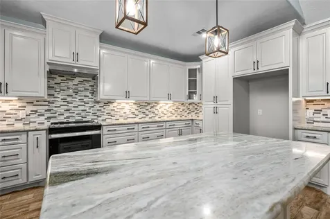 600 Olde Oaks Circle Madisonville TX 77864