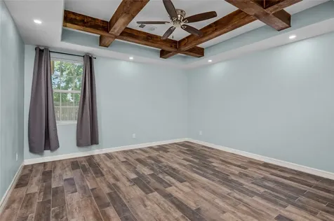 600 Olde Oaks Circle Madisonville TX 77864