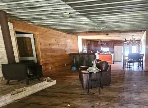 2580 County Road 4700 Silsbee TX 77656
