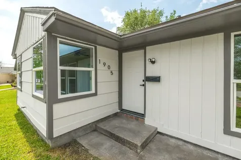 1905 Tennessee Street Baytown TX 77520