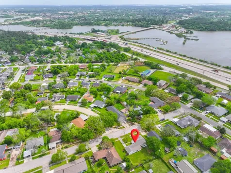 1905 Tennessee Street Baytown TX 77520