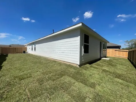 1121 Live Oak Avenue Bay City TX 77414