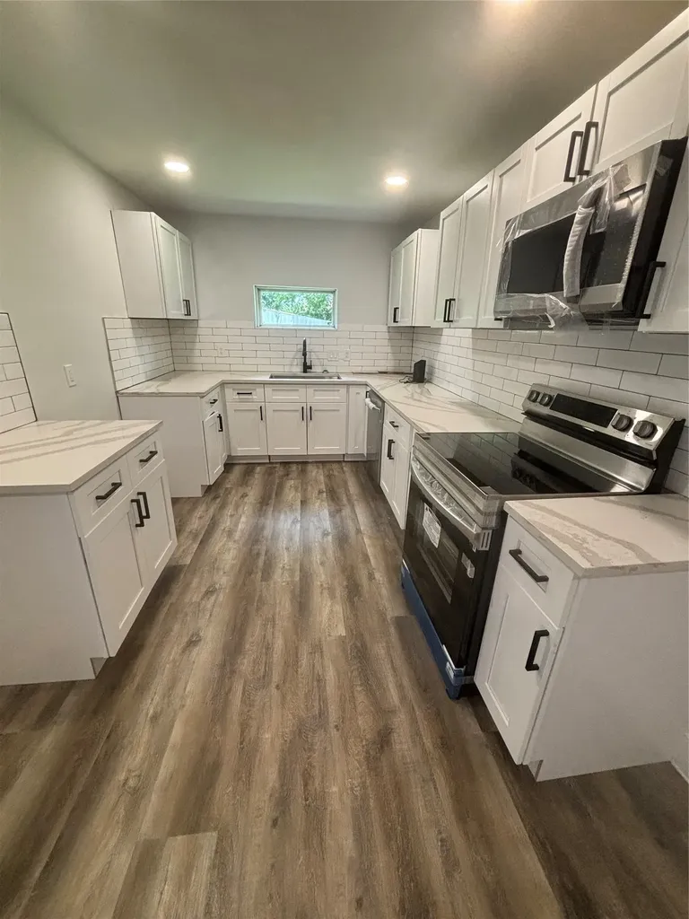 2416 Russell Street Houston TX 77026