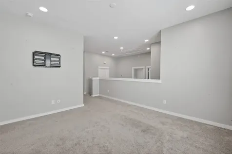 8458 Berry Green Lane Houston TX 77022