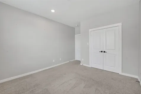 8458 Berry Green Lane Houston TX 77022