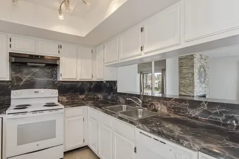 14777 Wunderlich Drive 1007 Houston TX 77069