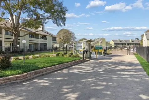 14777 Wunderlich Drive 1007 Houston TX 77069