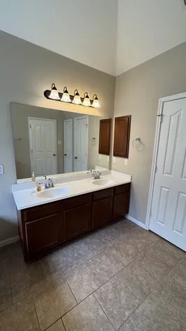 10006 Kendahlwood Lane Tomball TX 77375