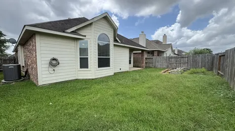 10006 Kendahlwood Lane Tomball TX 77375