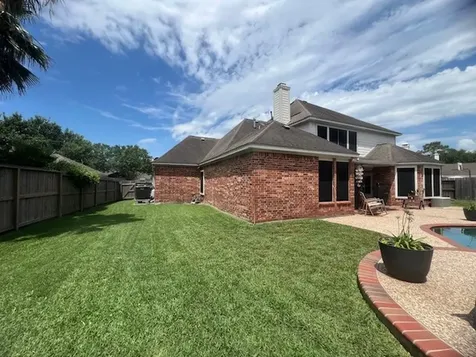105 Laguna Pointe Drive League City TX 77573
