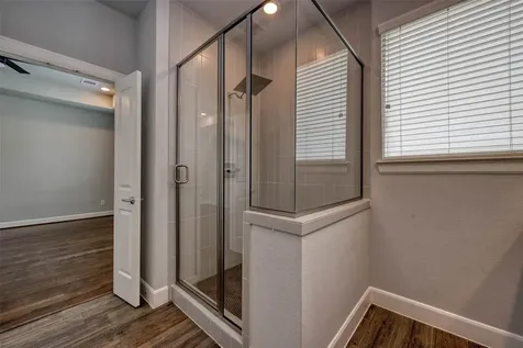 951 W 17th Street Houston TX 77008