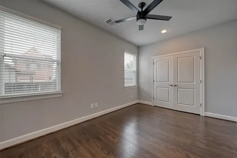 951 W 17th Street Houston TX 77008