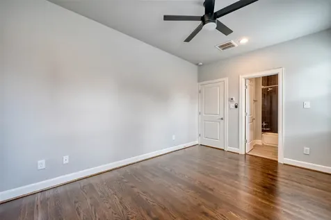 951 W 17th Street Houston TX 77008