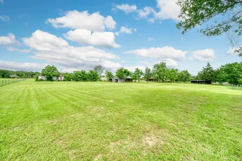 5350 Wiseman Road Midway TX 75852