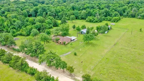 5350 Wiseman Road Midway TX 75852
