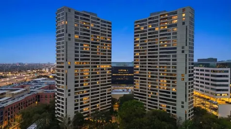 15 Greenway Plaza 25j Houston TX 77046