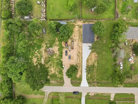 736 & 740 Azalea Street Prairie View TX 77484