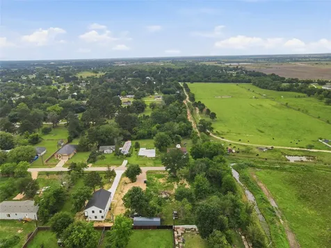 736 & 740 Azalea Street Prairie View TX 77484