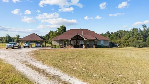 150 Private Road 6421 Palestine TX 75803