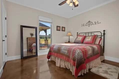 150 Private Road 6421 Palestine TX 75803